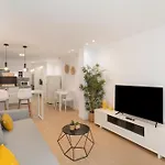 Апартаменти Strada Canteras *